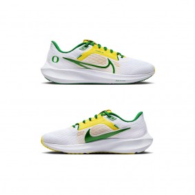 Oregon Ducks Nike Unisex Zoom Pegasus 40 Running Shoes White